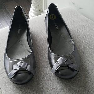 Naturalized Size 9 Shoes NWOT